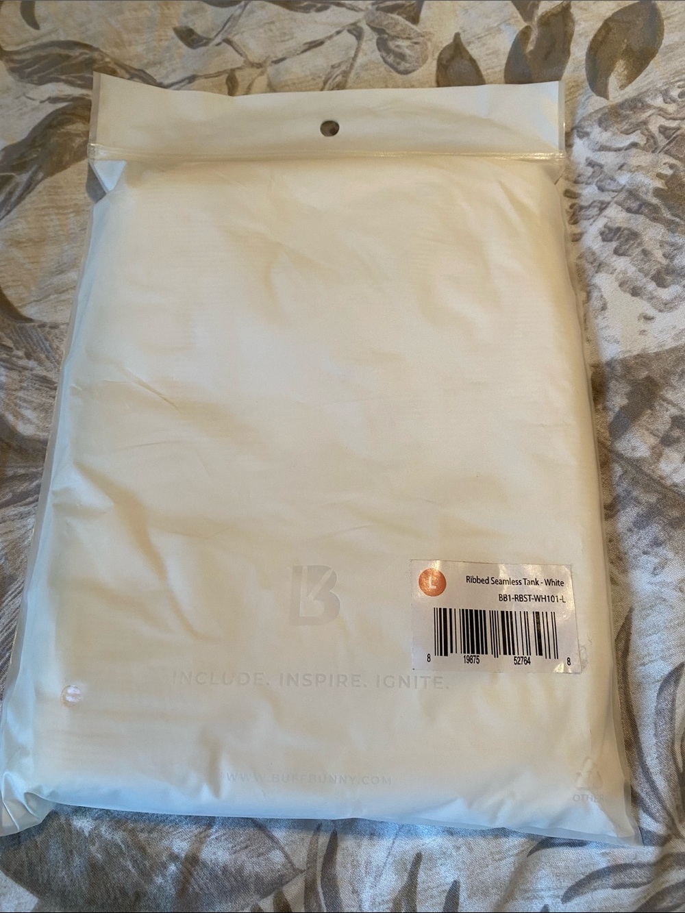 White Ribbed Racerback Crop Tank - Picture 3 of 4